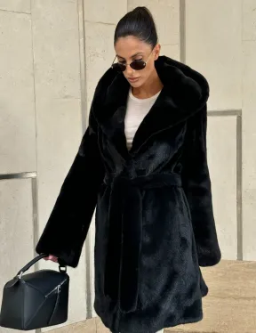 Черная шуба с капюшоном из меха норки BlackGlama - роспуск