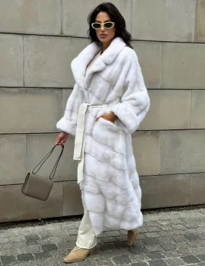 Светлая норковая шуба с английским воротом - цвет паломино