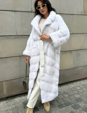 Светлая норковая шуба с английским воротом - цвет паломино