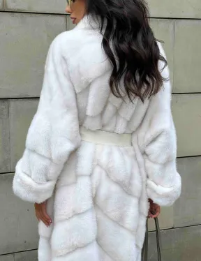 Светлая норковая шуба с английским воротом - цвет паломино