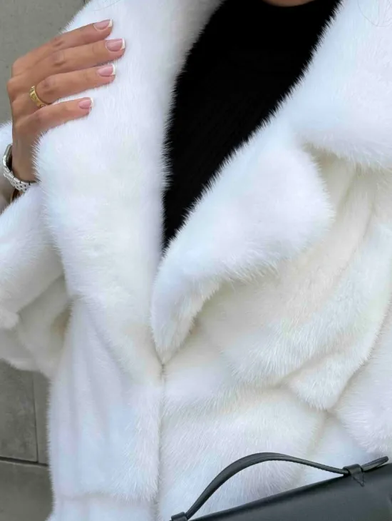 Длинная норковая шуба White COLLECTION с английским воротником