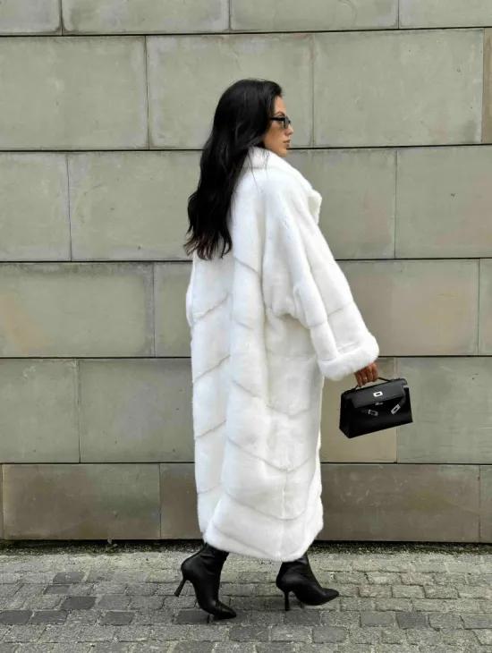 Длинная норковая шуба White COLLECTION с английским воротником