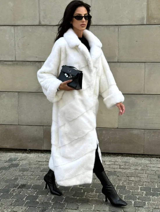 Длинная норковая шуба White COLLECTION с английским воротником