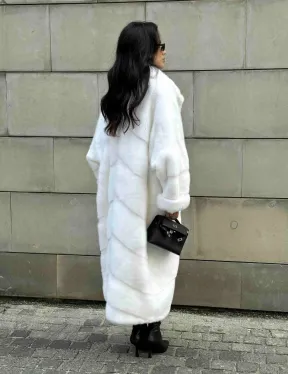 Длинная норковая шуба White COLLECTION с английским воротником