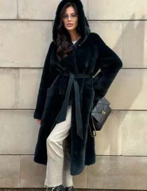 Шуба из аукционной норки NAFA с капюшоном