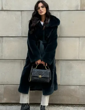 Шуба из аукционной норки NAFA с капюшоном