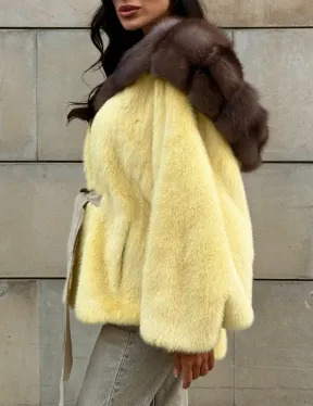 Женское норковое пончо с капюшоном из меха куницы