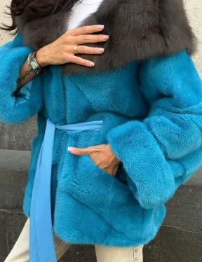 Норковый полушубок с капюшоном из меха куницы - цвет голубой