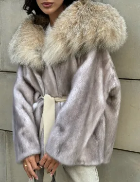 Полупальто из меха норки с капюшоном, отделка из меха рыси - цвет колотый лед