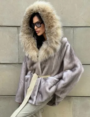 Полупальто из меха норки с капюшоном, отделка из меха рыси - цвет колотый лед