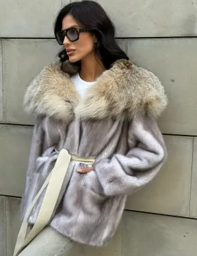 Полупальто из меха норки с капюшоном, отделка из меха рыси - цвет колотый лед
