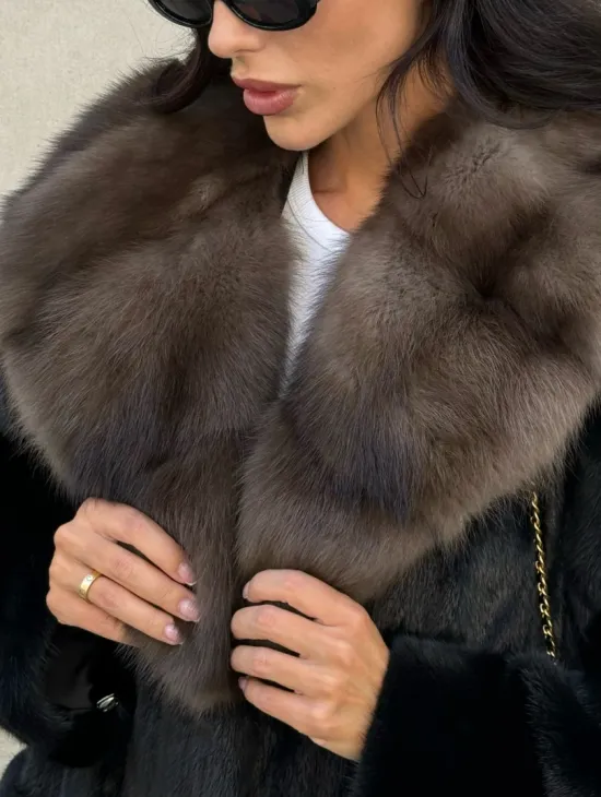 Шуба из норки Saga furs с капюшоном куницы, цельный мех - TOTAL BLACK