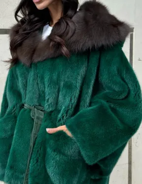 Шуба летучая мышь из норки с капюшоном из куницы - темный изумруд