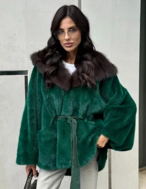 Шуба летучая мышь из норки с капюшоном из куницы - темный изумруд
