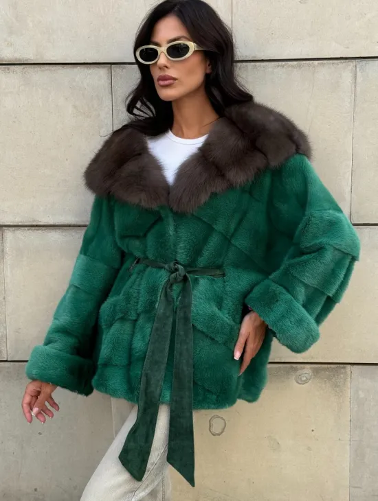 Шуба кимоно из норки с капюшоном из меха куницы - цвет малахит (зеленый)