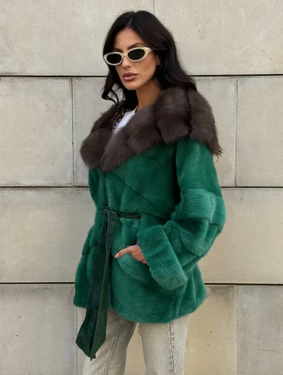Шуба кимоно из норки с капюшоном из меха куницы - цвет малахит (зеленый)