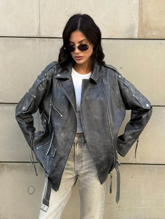 Куртка-косуха винтажная из натуральной кожи со шнуровкой