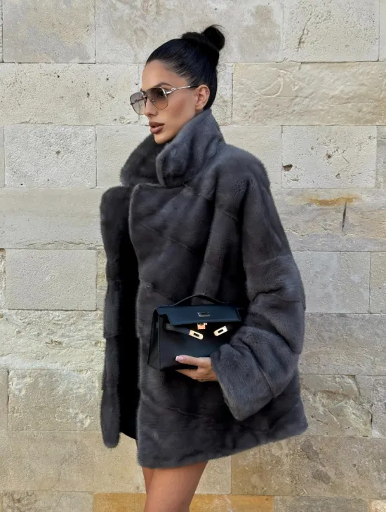 Короткая норковая шуба с английским воротником - цвет графит