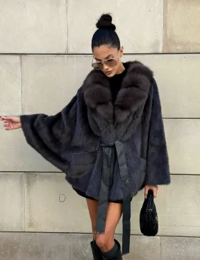 Летучая мышь из меха норки с воротником из куницы - цвет темный графит