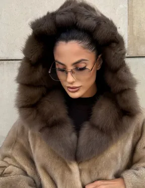 Шуба из аукционного меха норки NAFA MINK с капюшоном из куницы