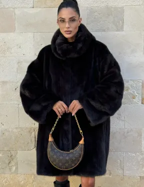 Шуба из аукционной норки с капюшоном роспуск - цвет уголь