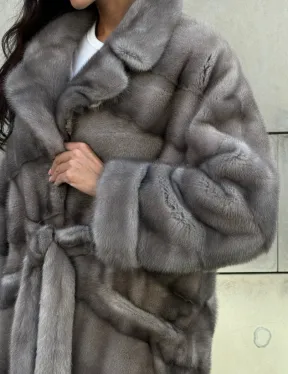 Шуба из аукционной скандинавской норки с английским воротником - цвет Silver (серый)