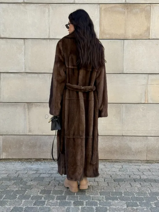 Норковая шуба, мех NAFA роспуск , английский воротник - цвет соболь