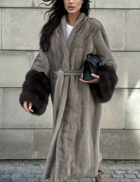 Шуба кимоно из меха норки Vintage Grey рукава с отделкой из куницы