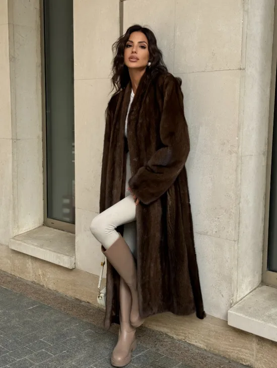Модная шуба из скандинавской норки PREMIUM COLLECTION без воротника