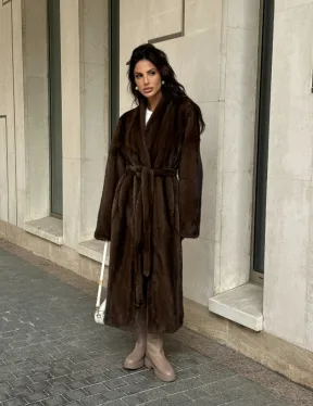 Модная шуба из скандинавской норки PREMIUM COLLECTION без воротника