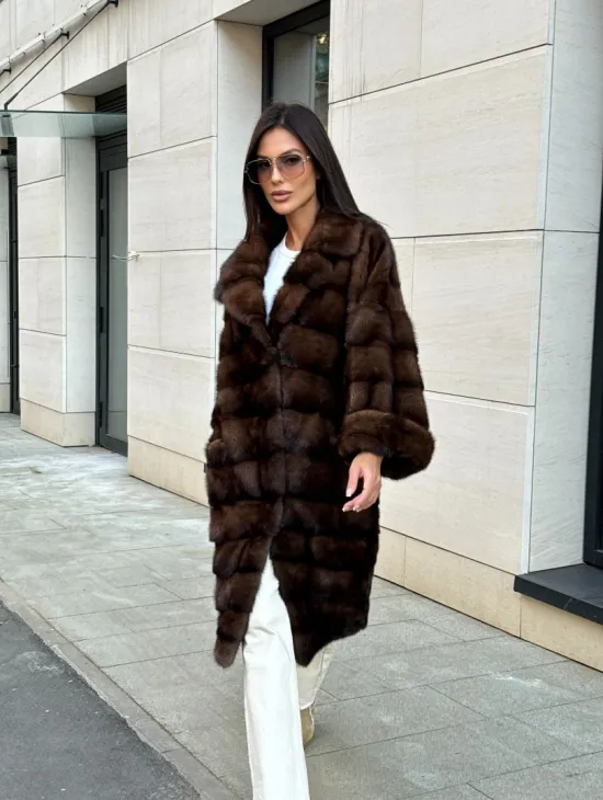 Шуба из меха соболиной норки английский воротник - цвет соболь