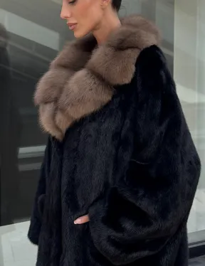 Женское меховое полупальто из норки- воротник куница