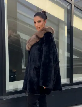 Женское меховое полупальто из норки- воротник куница