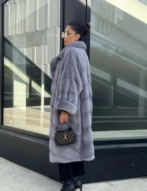 Голубая норковая шуба английский воротник, фасон кокон