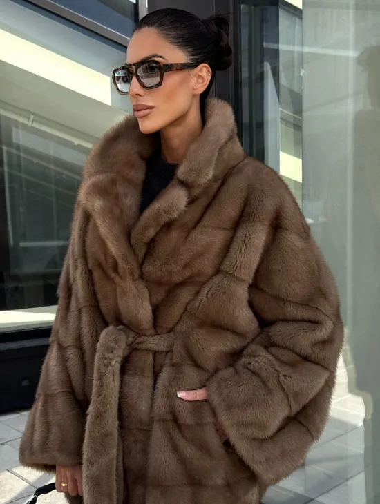 Шуба норковая летучая мышь английский воротник, оверсайз - цвет темный пастель