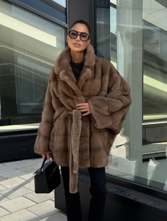 Шуба норковая летучая мышь английский воротник, оверсайз - цвет темный пастель