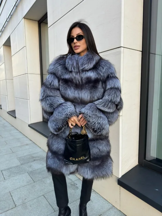 Шуба натуральная из чернобурки стойка воротник