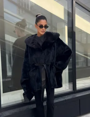 Шуба норковая натуральная с капюшоном кобра - накладные карманы