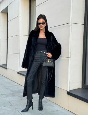 Меховое пальто из аукционного меха норки SAGA FURS, V-образный воротник