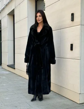 Длинная шуба кимоно Luxury Fashion из меха норки SAGA FURS - английский воротник