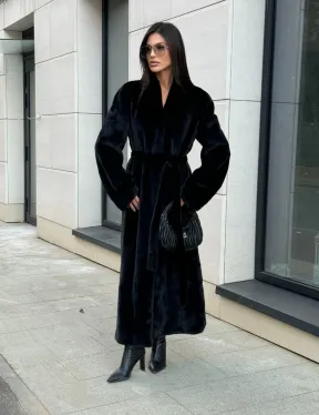 Шуба халат из аукционного меха норки, V-образный воротник с поясом