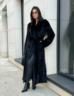 Шуба халат из аукционного меха норки, V-образный воротник с поясом