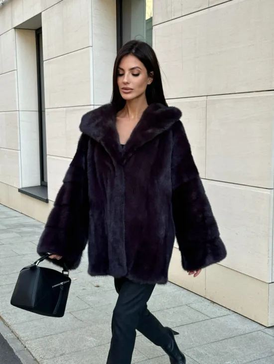 Меховое полупальто из аукционной норки с капюшоном Dark violet