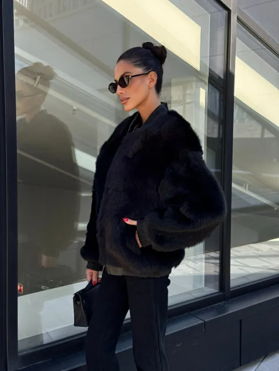 Бомбер женский из натуральной тосканы - черный