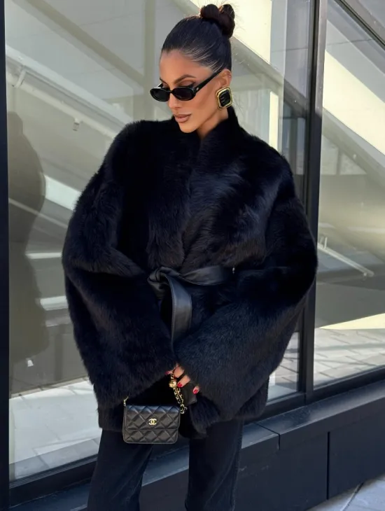 Двухсторонняя черная шуба-дублёнка из итальянской  тосканы