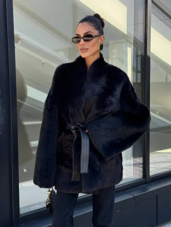 Двухсторонняя черная шуба-дублёнка из итальянской  тосканы