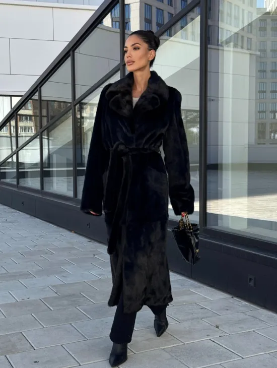 Классическая норковая шуба в финской норке Black с накладными карманами