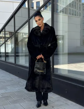 Классическая норковая шуба в финской норке Black с накладными карманами