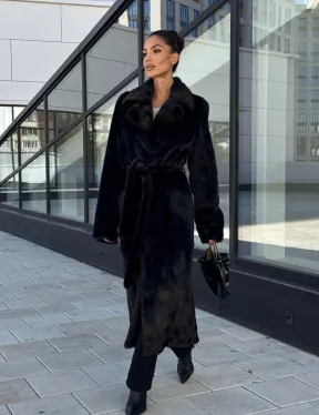 Классическая норковая шуба в финской норке Black с накладными карманами