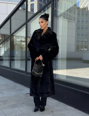 Классическая норковая шуба в финской норке Black с накладными карманами